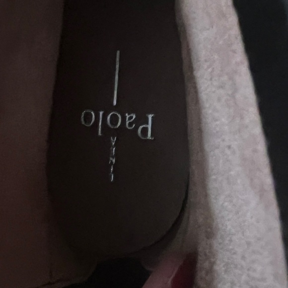 Paola
Size 9
Black boots 
2” Heels
New - Picture 9 of 9